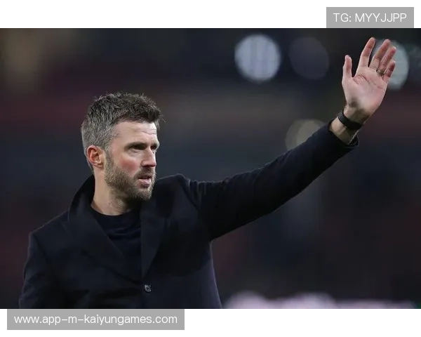 曼联战热刺，卡里克能否带领红魔冲击英超冠军